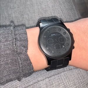 Marc Jacobs Uni-Sex watch !!! Very beautiful.